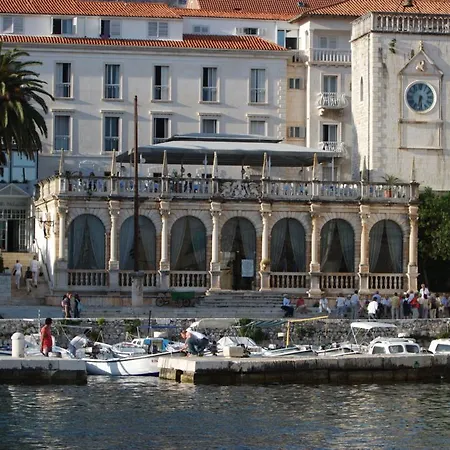 호텔 Palace Elisabeth Hvar - The Leading Of The World 5*